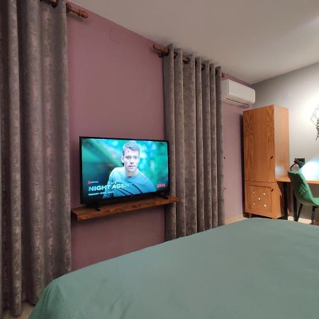 Piro'S Cozy Rooms - City Centre Görice Dış mekan fotoğraf